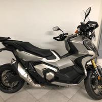 HONDA  X-ADV 750 Scooter
