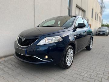 Lancia Ypsilon 1.2 69 CV 5 porte Gold