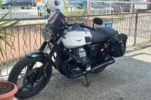 Moto Guzzi V7 Stone Ten (2024) - Edizione Speciale