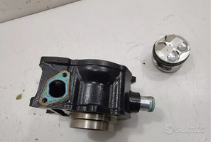 Motore Piaggio 125cc 4t vespa Beverly liquido orig