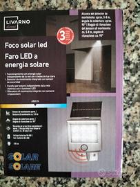 Farò LED energia solare nuovo sigillato 