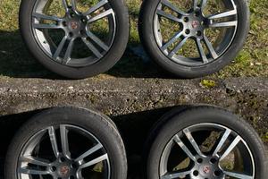 Cerchi Porsche orginale (5x130) gomme 275/45 R20