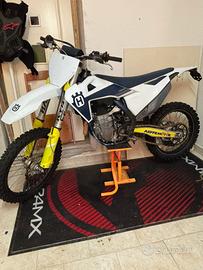 Husqvarna FC 450 tripla omologazione