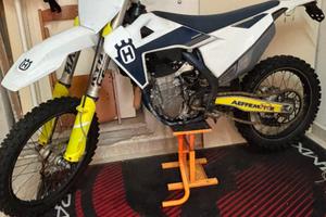 Husqvarna FC 450 tripla omologazione