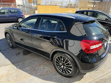 Mercedes Gla 180 D