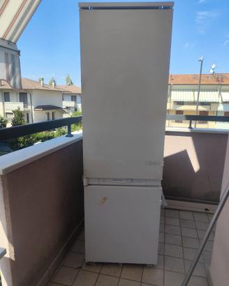 Frigo da incasso Ariston usato