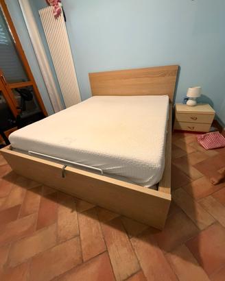 Letto matrimoniale