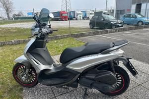 Piaggio Beverly 300 S