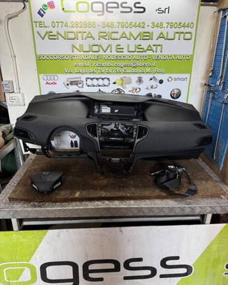 Cruscotto E Kit Airbag Lancia Y 2023