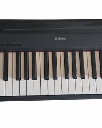 Yamaha P95 pianoforte da palco