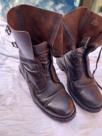 scarponi in vero cuoio da Fanteria.