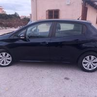 Peugeot 208 1.4 diesel 