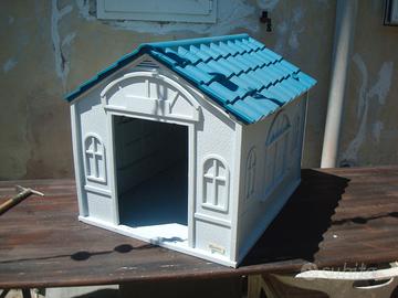 CASETTA PER CANI E GATTI DA GIARDINO