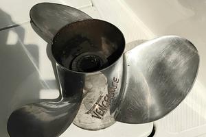 Elica acciaio 19 Vengeance Mercury originale