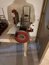 Affettatrice manuale d’epoca ROTO – Pavia