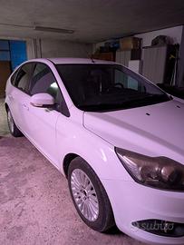 Ford Focus metano titanium