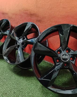 Cerchi Audi Q3 SQ3 RS Q3 Originali 7Jx19 ET43