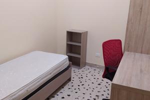 CAMERA PER LAVORATRICE O STUDENTESSA ZONA UNIVERSI