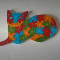 Puzzle in legno con lettere e numeri 