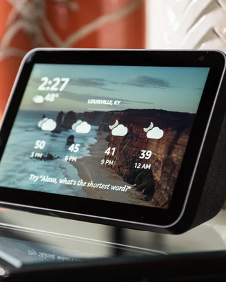 Amazon Echo Show 8 (2ª generazione) PERFETTO !!
