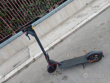 Monopattino elettrico 