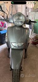 Aprilia scarabeo 500