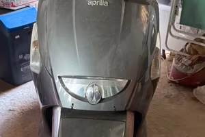Aprilia scarabeo 500