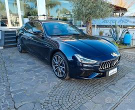 Maserati Ghibli 250CV DIESEL KM 1800 PARI AL NUOVO