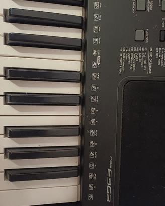 Tastiera portabile Yamaha PSR E363