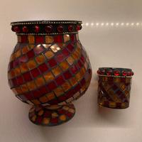 Set di due vasi in vetro decorato