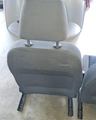 Sedile anteriore sx VOLKSWAGEN GOLF 5 del 2007
