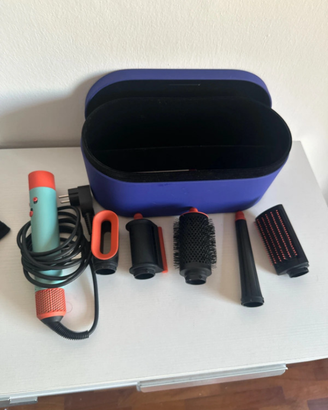 Dyson airwrap