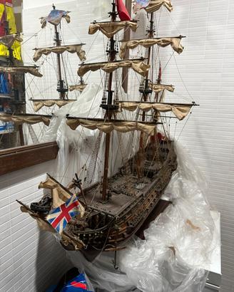 Veliero in legno