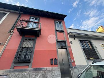 VILLA SINGOLA A MILANO