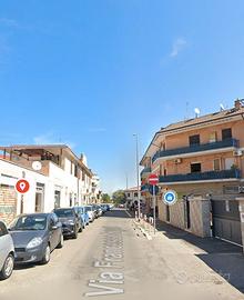 Acilia spaziosa camera ad uso singolo