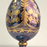 Uovo in vetro soffiato e oro zecchino