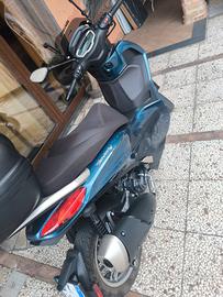 Beverly 300  s.i ASR anni 2024.