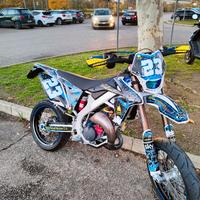 Suzuki Valenti 50
