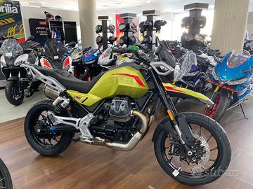 Moto Guzzi V85 Strada