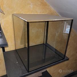Acquario 40x40x40h coperchio plexiglass 
