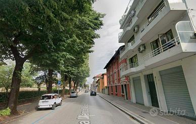 Luminoso TRILOCALE arredato- UDINE CENTRO