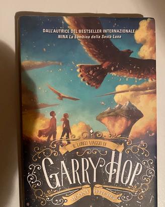 Il lungo viaggio di garry hop Moony Witcher