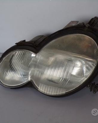 Faro anteriore Destro Mercedes c220 w203 2003