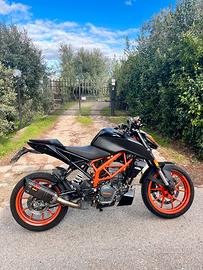 Ktm duke 125