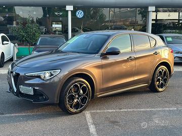 Alfa Romeo Stelvio 2.2 t Business Q4 180cv auto