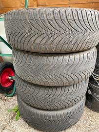Cerchi da 17 e gomme 4 stagioni