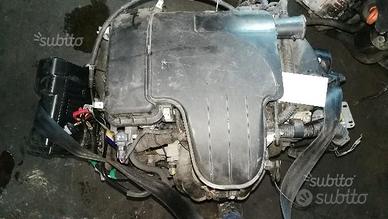 Motore toyota yaris 1.0cc 3 cilindri sigla 1kr