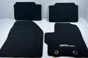 Tappetini originali Yaris Cross