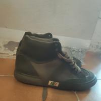 scarpe militari  da ginnastica 