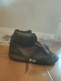 scarpe militari  da ginnastica 